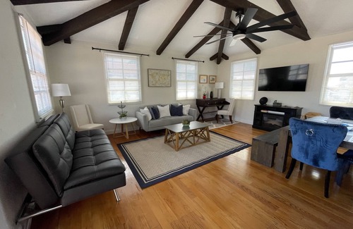 Old Town Appartement | San Diego Old Town Family-sized Apartment with Patio