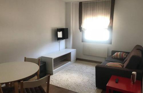 Puebla de Lillo Appartement | San Isidro Estación de Esqui
