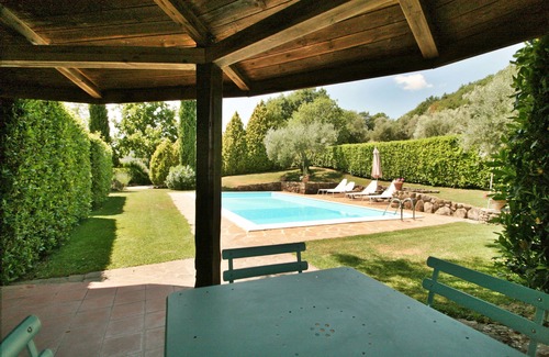 Umbertide Villa | San Nicolò, maison privée et piscine. Wifi gratuit, vue imprenable sur la vallée de Niccone.