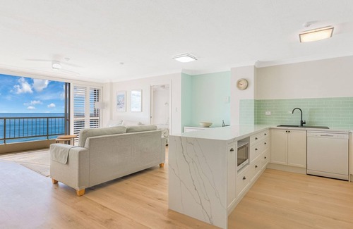 Tugun Appartement | San Simeon 47 - Absolute Beachfront Tugun - Min. 3 Night Stays!