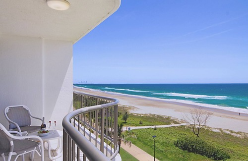 Tugun Appartement | San Simeon 47 - Absolute Beachfront Tugun - Min. 3 Night Stays!