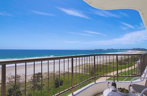 Tugun Appartement | San Simeon 47 - Absolute Beachfront Tugun - Min. 3 Night Stays!