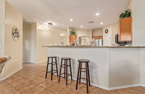 Rancho Bella Vista Maison | San Tan Super Sparkling Pool/Slide Home! 30 Night Min.