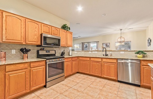 Rancho Bella Vista Maison | San Tan Super Sparkling Pool/Slide Home! 30 Night Min.