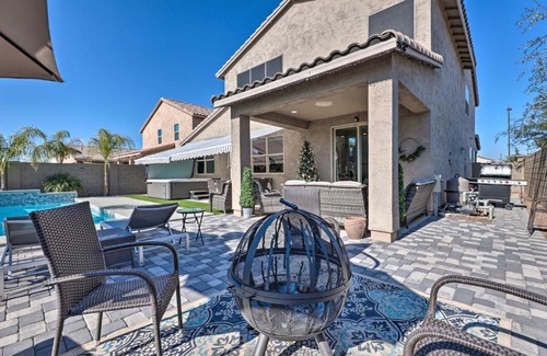 San Tan Valley Maison | San Tan Valley Gem with Private Pool and Hot Tub!