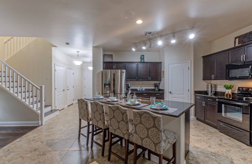 Circle Cross Ranch Maison | San Tan Valley: Ideal for Golfers/Hikers/Bikers, Pvt Htd POOL, Spa, Covered Patio, 2 Bikes