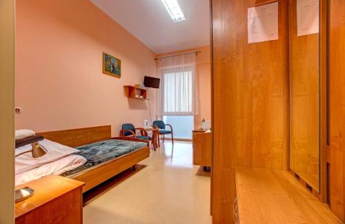 Iwonicz-Zdroj Station Balnéaire | Sanatorium Uzdrowiskowe nr IV