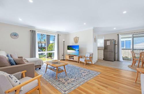 Sanctuary Point Maison | Sanctuary Cottage - Family and Pet Friendly