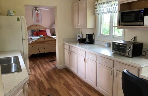 Astor Appartement | Sanctuary on Lake George, Waterfront Paradise!