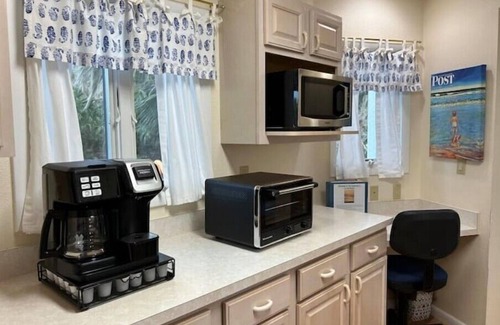 Astor Appartement | Sanctuary on Lake George, Waterfront Paradise!
