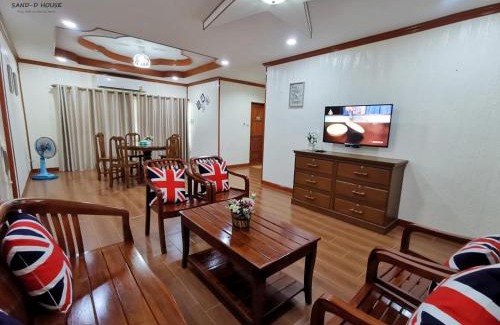 Kram Maison | Sand-D House Pool Villa B35 at Rock Garden Beach Resort Rayong