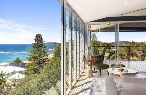 Forresters Beach Maison | Sandcastle by Coast Hosting
