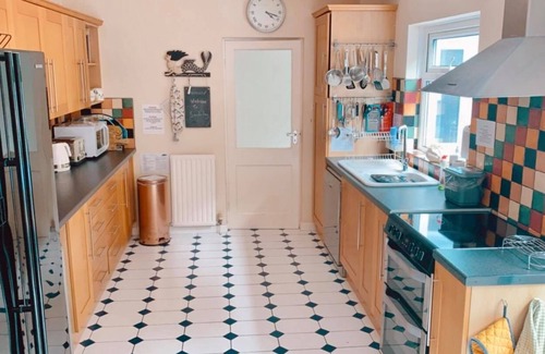 St Brides Maison | Maison de vacances spacieuse pour 8 personnes WiFi gratuit Animaux acceptés Grand jardin Vue sur la mer