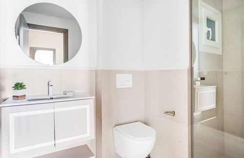 Sykies Appartement | Sanders New Town - Adorable 1-bdr Apt w Balcony
