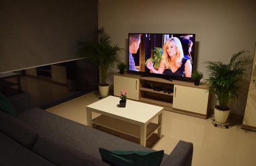 Pauleni-Ciuc Appartement | Sanderson Apartments