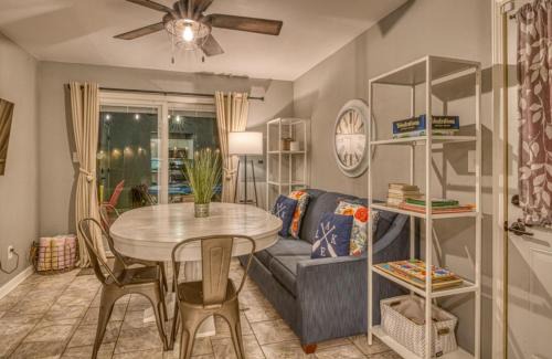 Miller Beach Maison | Sandhill Flat