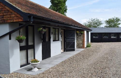 Sittingbourne Maison | Sandhurst Farm Forge Self Catering Stableblock