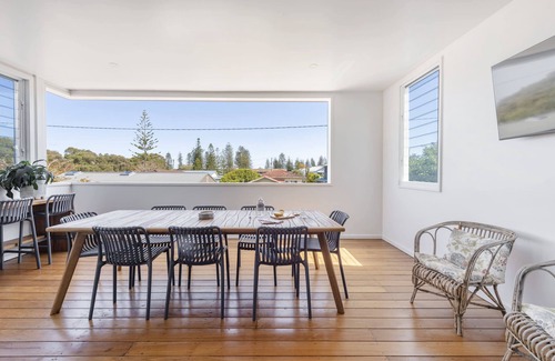 Yamba Maison | Sandhurst - Oceanstays