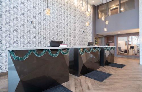 Ottawa Division Hôtel | Sandman Signature Ottawa Airport Hotel