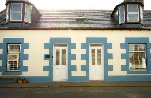 Cullen Maison | Sandpiper Cottage