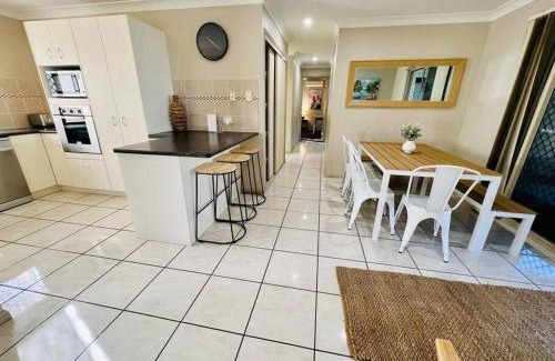 Sandstone Point Maison | Sandstone Point Holiday Home