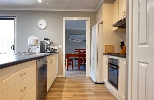 Inverloch Maison | Sandy Retreat on Royal Inverloch