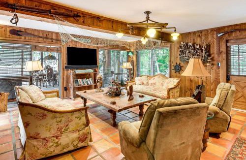 Astor Maison | Sandy Shore and Multi-Boat Dock! St Johns River Home