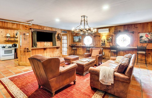 Astor Maison | Sandy Shore & Multi-Boat Dock! St Johns River Home