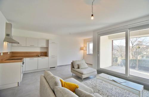 Outremeuse Appartement | Sandy Shores Serenity Flat Liège Centre