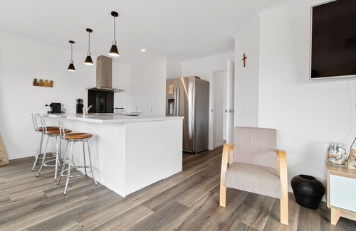 Waihi Beach Maison | Sandy Shores - Waihi Beach Holiday Home