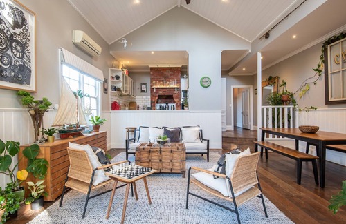 Sandringham Maison | Sandy Village Retreat Heated Pool Bay Views