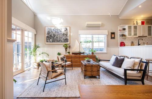 Sandringham Maison | Sandy Village Retreat Heated Pool Bay Views