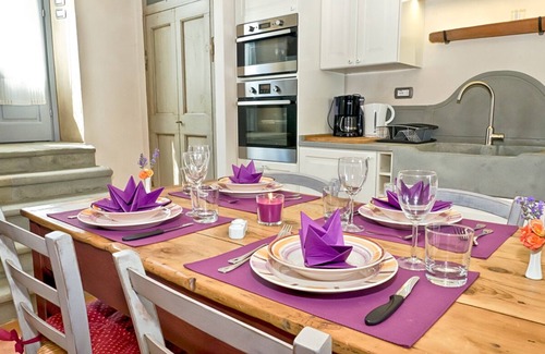 Barberino Tavarnelle Appartement | Sangiovese Maison de Campagne, appartement avec piscine dans un petit village dans les collines du Chianti