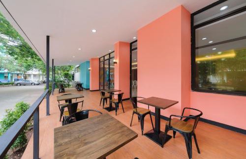 Bekasi Hôtel | Sans Hotel The Green Bekasi by RedDoorz