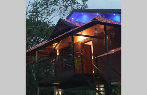 Vayittiri Maison | Sansree's Puzhakkal Riverview Cottage