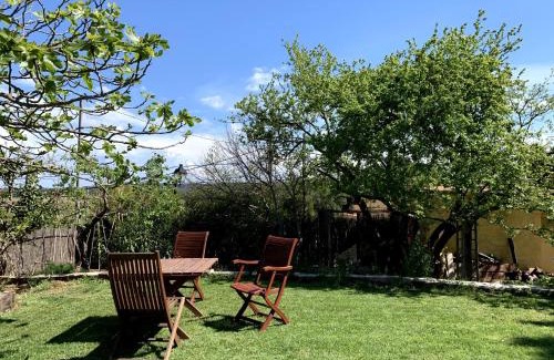 Sobrestany Maison | Santa Caterina - dog friendly with garden