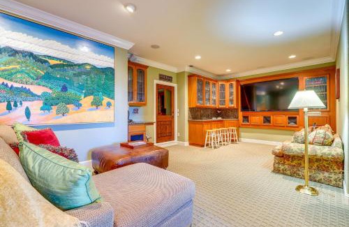 Scenic Brush Creek Maison | Santa Rosa Home with Private Pool and Tennis Court