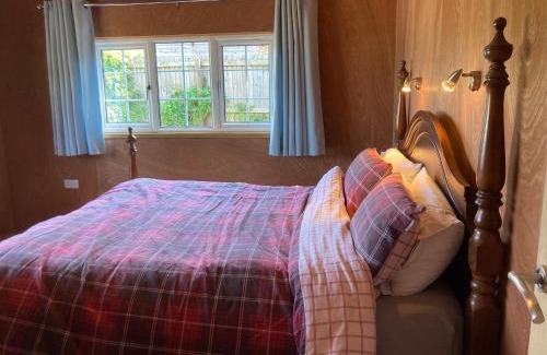 Ampney Crucis Cabine | Santa's Lodge at The Cotswold Reindeer Herd