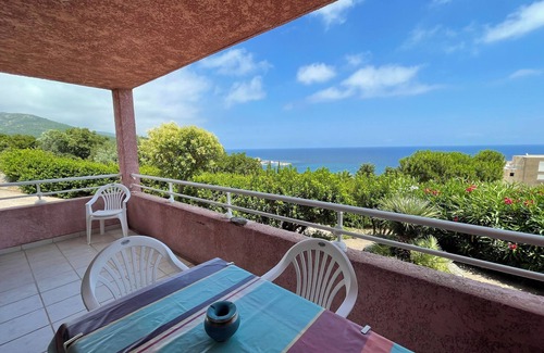 Santa-Severa Appartement | Santa Severa / Cap Corse T2 avec vue mer.