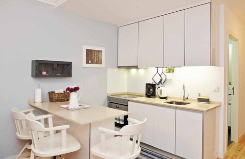 Pena Appartement | Centre-ville de Lisbonne, confortable appartement 1 BR 1 - CheckinHome