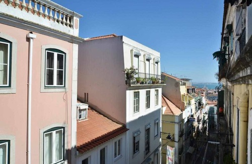 Pena Appartement | Centre-ville de Lisbonne, confortable appartement 1 BR 3 - CheckinHome