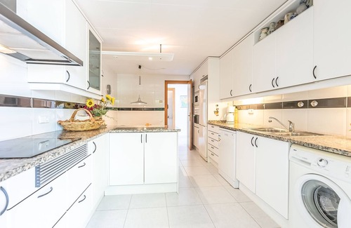 El Roc de Sant Gaieta Maison | Santiago (RDB100) by Interhome