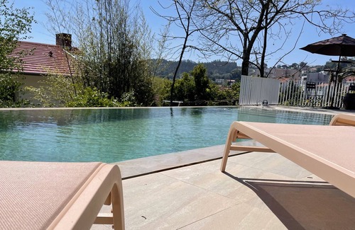Sever do Vouga Lit Et Petit-Déjeuner | Santiago Family House