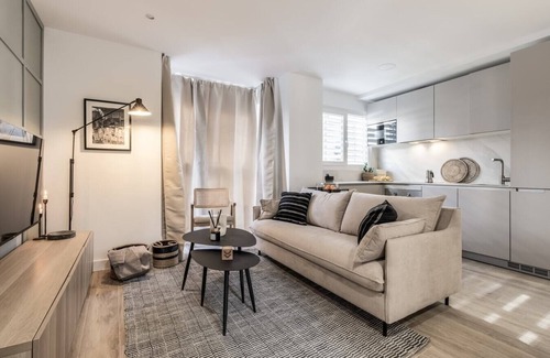 Cuatro Caminos Appartement | Santillana - 1 bedroom and pool in Castilla