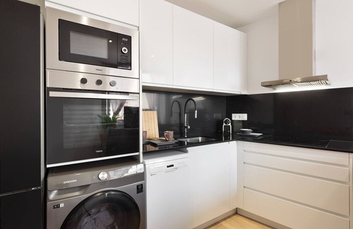 Sants-Badal Appartement | Sants Estudio - Una Habitación Piso, Capacidad 2