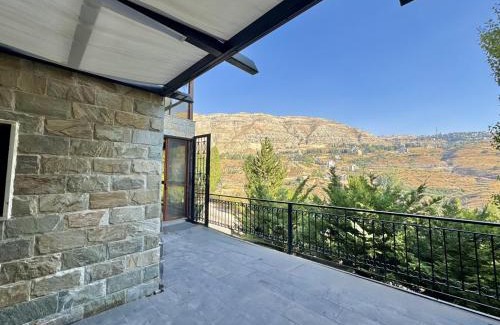 Faraya Appartement | Sapa - 2-BR w Terrace in Faraya