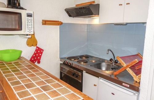 Demi-Quartier Appartement | Sapin B by Interhome