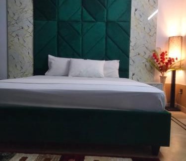 G-6 Sector Maison | Sapphire Lodge F-7