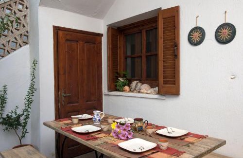 Skala Eresou Maison | Sappho House