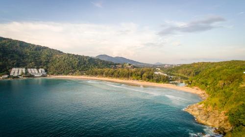 Nai Harn Appartement | Sara's Nest - Top Floor Seaview apartments